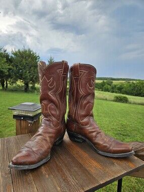 Vintage Olathe Boot Co. Men's 9 D Cowboy Boots Brown Leather Western Made in USA